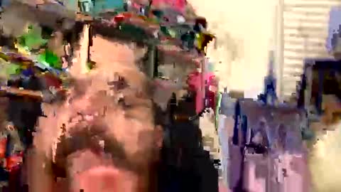 Snapshot of bandk2016 chatting on 12/14/25, 01:55 bandk2016 online show from 12/14/25, 01:55