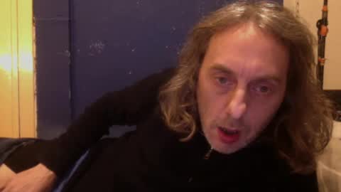Snapshot of bangintoleather chatting on 12/02/24, 01:47 bangintoleather online show from 12/02/24, 01:47