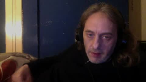 Snapshot of bangintoleather chatting on 02/24/25, 02:30 bangintoleather online show from 02/24/25, 02:30