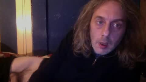 Snapshot of bangintoleather chatting on 02/25/25, 02:25 bangintoleather online show from 02/25/25, 02:25