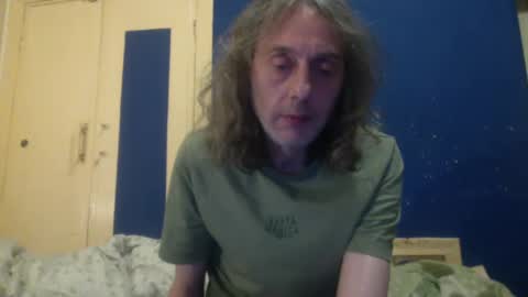 Snapshot of bangintoleather chatting on 03/07/25, 03:08 bangintoleather online show from 03/07/25, 03:08