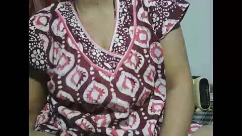 Snapshot of bannynew chatting on 11/21/25, 10:58 Bannynew online show from 11/21/25, 10:58