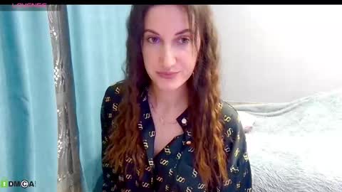 Emma online show from 01/13/26, 02:22