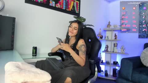 Gabi  online show from 12/23/24, 04:55