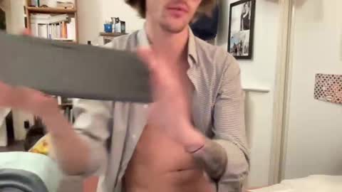 Snapshot of baptisteriviere chatting on 01/13/25, 12:41 baptisteriviere online show from 01/13/25, 12:41