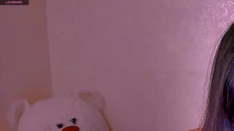 Snapshot of barbara_bb chatting on 09/17/25, 03:30 Barbie Kim online show from 09/17/25, 03:30