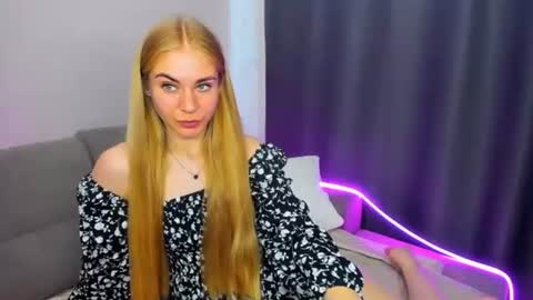 Snapshot of barbarachic chatting on 06/13/26, 02:04 BarbaraChic online show from 06/13/26, 02:04