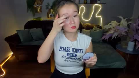 Snapshot of barbaramiles chatting on 12/05/25, 09:51 Barbara online show from 12/05/25, 09:51