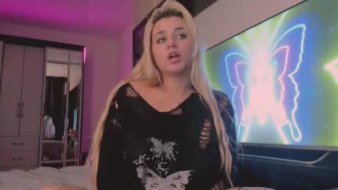 barbarasiren online show from 09/25/25, 02:21