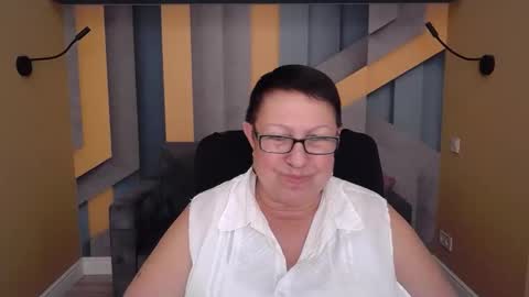 Snapshot of barbaraturners chatting on 11/15/25, 12:19 barbaraturners online show from 11/15/25, 12:19