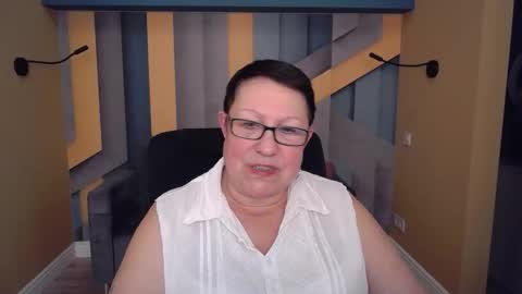 Snapshot of barbaraturners chatting on 12/19/25, 07:21 barbaraturners online show from 12/19/25, 07:21