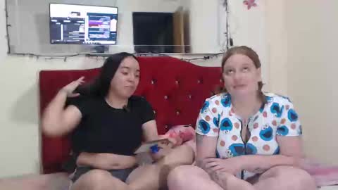 Snapshot of barbaraylola chatting on 01/13/25, 11:27 barbaraylola online show from 01/13/25, 11:27