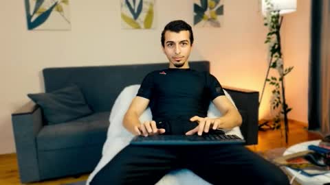 Snapshot of barbarboss chatting on 11/30/25, 07:34 John online show from 11/30/25, 07:34