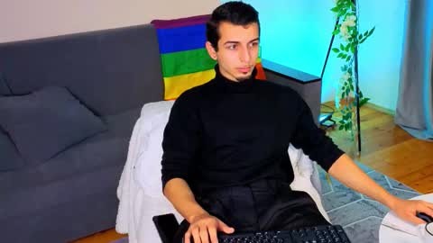 Snapshot of barbarboss chatting on 12/03/25, 07:27 John online show from 12/03/25, 07:27