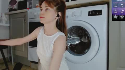 Amina online show from 09/24/25, 04:54