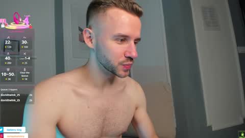 Snapshot of barberryx chatting on 10/04/25, 05:27 ENRIQUE online show from 10/04/25, 05:27