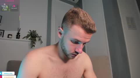 Snapshot of barberryx chatting on 10/25/25, 05:26 ENRIQUE online show from 10/25/25, 05:26