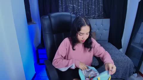 valentina online show from 09/19/25, 10:43