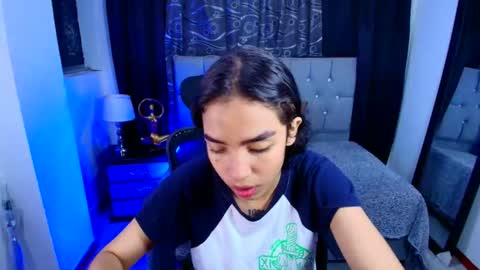 valentina online show from 10/21/25, 09:59