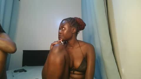 queen online show from 11/26/25, 01:39