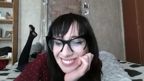 Snapshot of barbie_rococo chatting on 04/23/26, 08:22 barbie_rococo online show from 04/23/26, 08:22