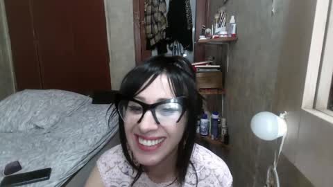Snapshot of barbie_rococo chatting on 04/30/26, 08:57 barbie_rococo online show from 04/30/26, 08:57