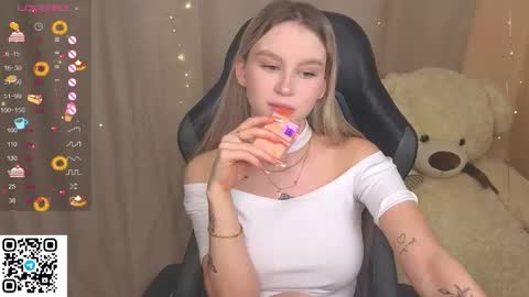 Snapshot of barbieee_doll chatting on 11/05/25, 04:18 Eva online show from 11/05/25, 04:18