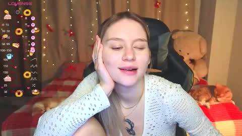 Snapshot of barbieee_doll chatting on 12/02/25, 02:01 Eva online show from 12/02/25, 02:01