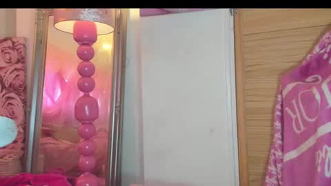 Snapshot of barbieely chatting on 03/09/25, 03:05 ely ink online show from 03/09/25, 03:05