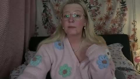 barbiegirl966 online show from 02/15/26, 09:22