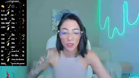 Snapshot of barbiie_scoth chatting on 09/17/25, 10:00 Barbie Scot online show from 09/17/25, 10:00