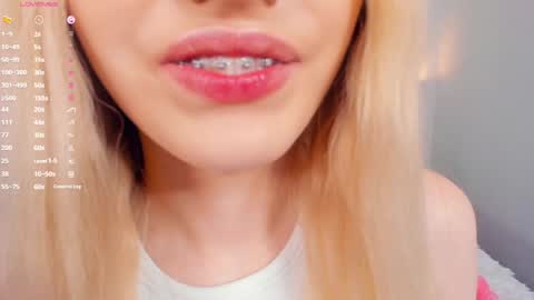 Snapshot of barbimia chatting on 06/02/26, 02:19 Mia online show from 06/02/26, 02:19