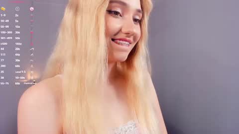 Snapshot of barbimia chatting on 06/09/26, 02:17 Mia online show from 06/09/26, 02:17