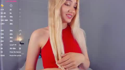 Mia online show from 07/29/26, 02:15