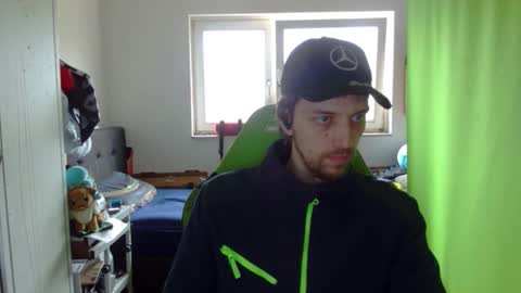 Snapshot of barca200 chatting on 10/12/25, 08:46 barca200 online show from 10/12/25, 08:46