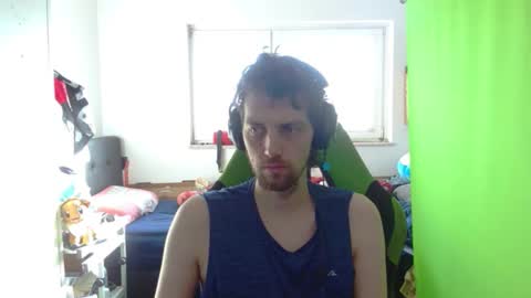 Snapshot of barca200 chatting on 10/20/25, 07:31 barca200 online show from 10/20/25, 07:31