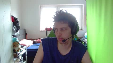 Snapshot of barca200 chatting on 10/22/25, 09:42 barca200 online show from 10/22/25, 09:42