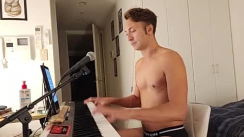 BareBritPianist online show from 10/04/25, 08:34