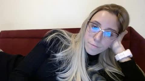 Lena online show from 01/17/26, 06:11