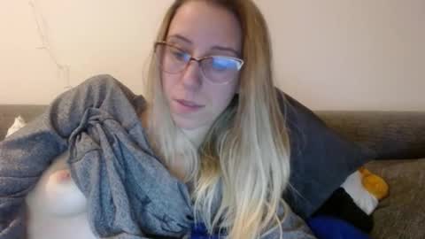 Lena online show from 03/26/26, 06:24