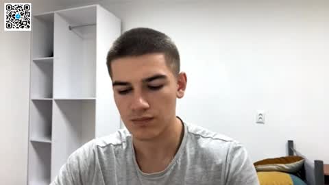 Snapshot of barepulse chatting on 11/25/25, 08:20 Eric online show from 11/25/25, 08:20