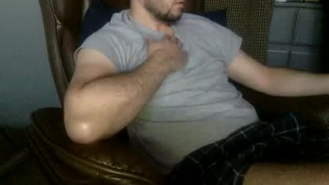 Snapshot of baretwinky chatting on 12/21/25, 08:27 baretwinky online show from 12/21/25, 08:27