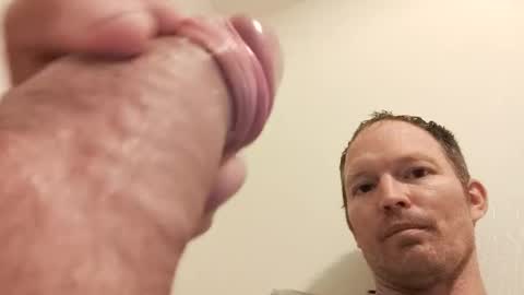 Snapshot of barniemay1 chatting on 10/06/25, 02:31 barniemay1 online show from 10/06/25, 02:31