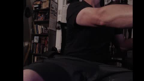 Snapshot of baron_lacroix chatting on 11/18/25, 04:39 Wraith online show from 11/18/25, 04:39