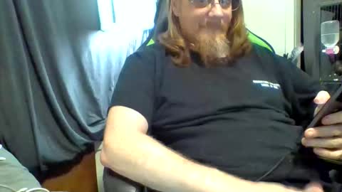 Snapshot of barrett4200 chatting on 03/15/26, 11:33 barrett4200 online show from 03/15/26, 11:33