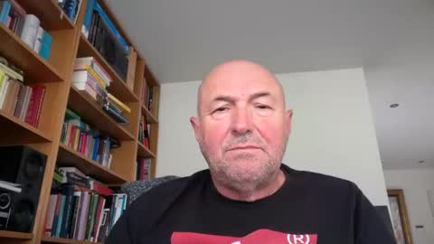 Snapshot of bartvel chatting on 04/02/26, 09:51 bartvel online show from 04/02/26, 09:51