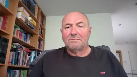 Snapshot of bartvel chatting on 04/21/26, 09:04 bartvel online show from 04/21/26, 09:04
