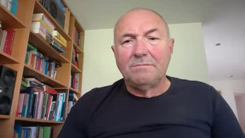 Snapshot of bartvel chatting on 04/23/26, 10:47 bartvel online show from 04/23/26, 10:47