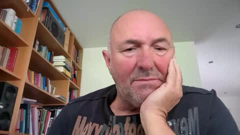 Snapshot of bartvel chatting on 05/07/26, 10:42 bartvel online show from 05/07/26, 10:42