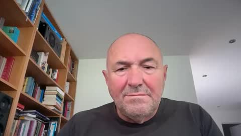 Snapshot of bartvel chatting on 06/05/26, 08:20 bartvel online show from 06/05/26, 08:20